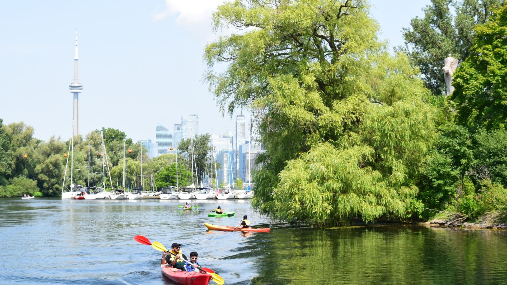 Centre Island with Kayakers